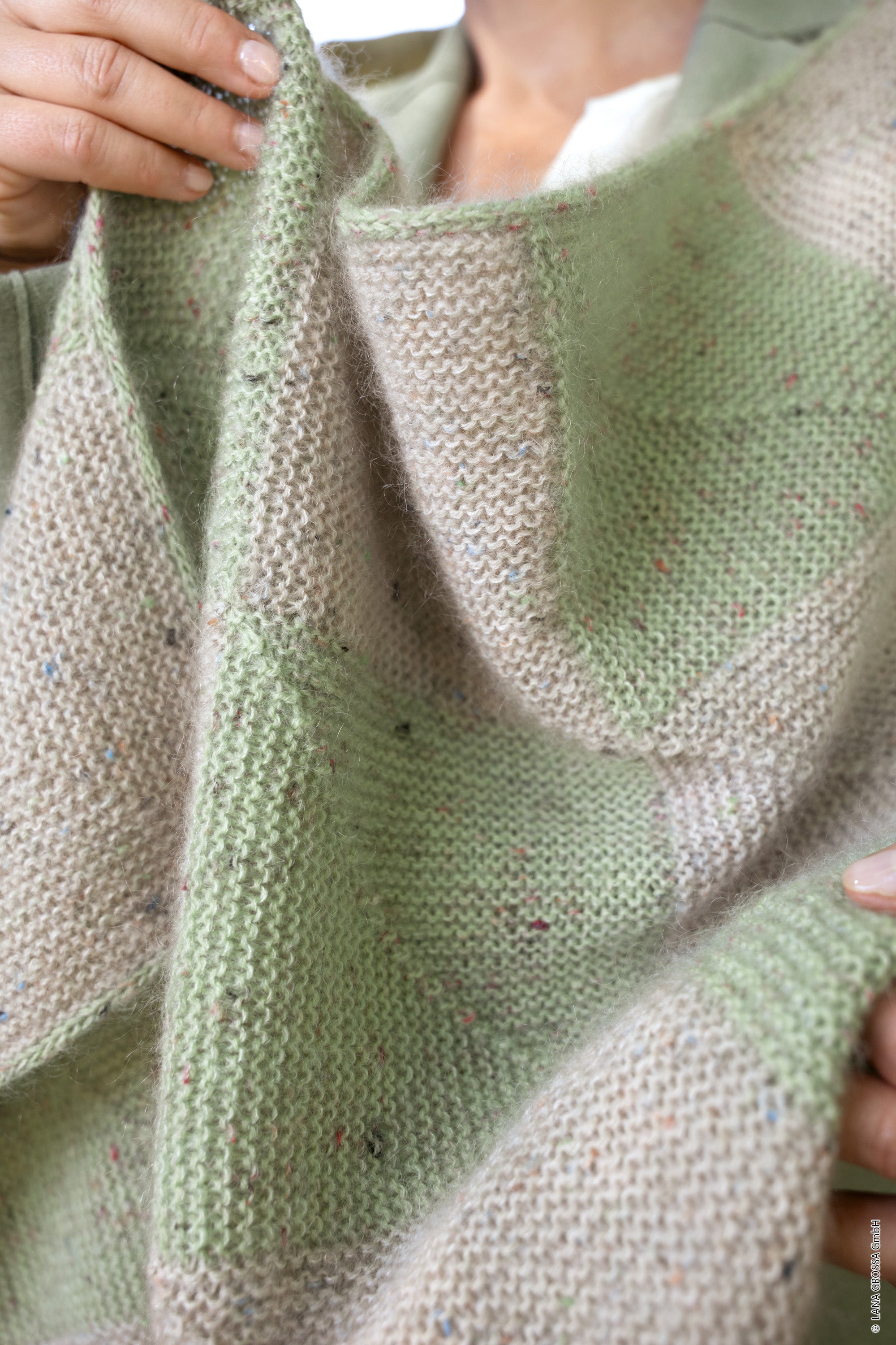 CARA STOLA/PONCHO - Beloved Knits No. 10