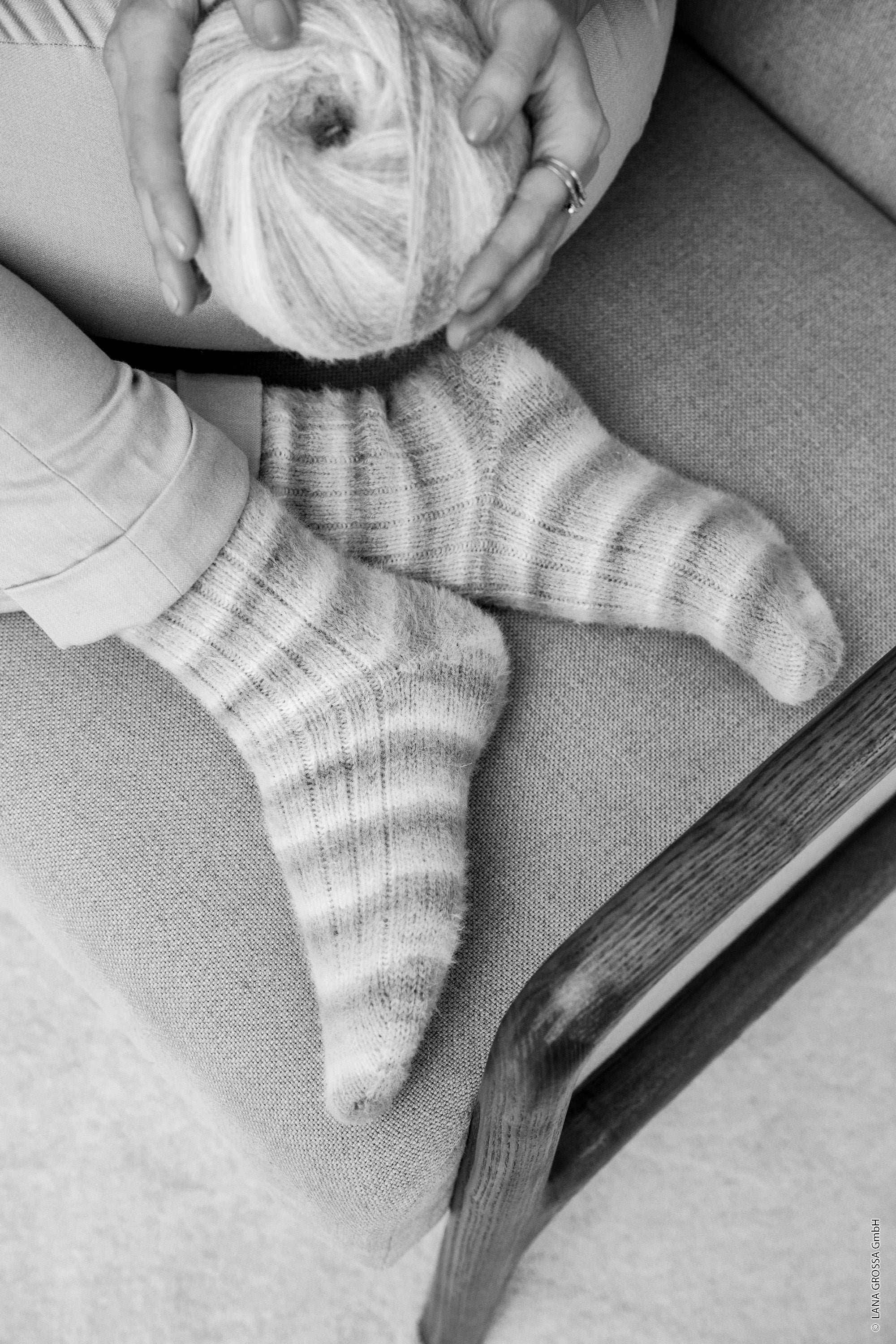 Cosy Socks & More Booklet
