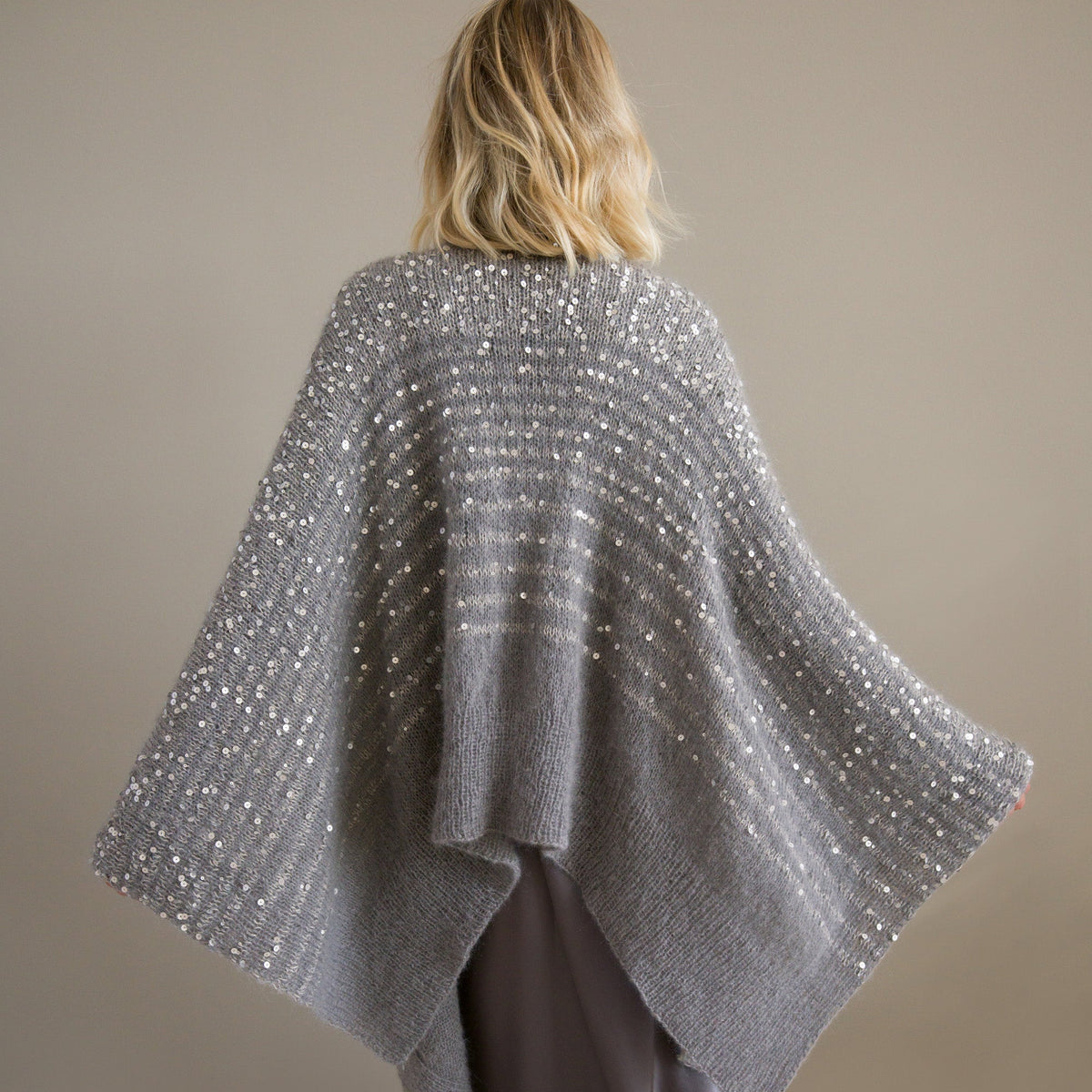 PONCHO · FILO DI GIO & COSMO