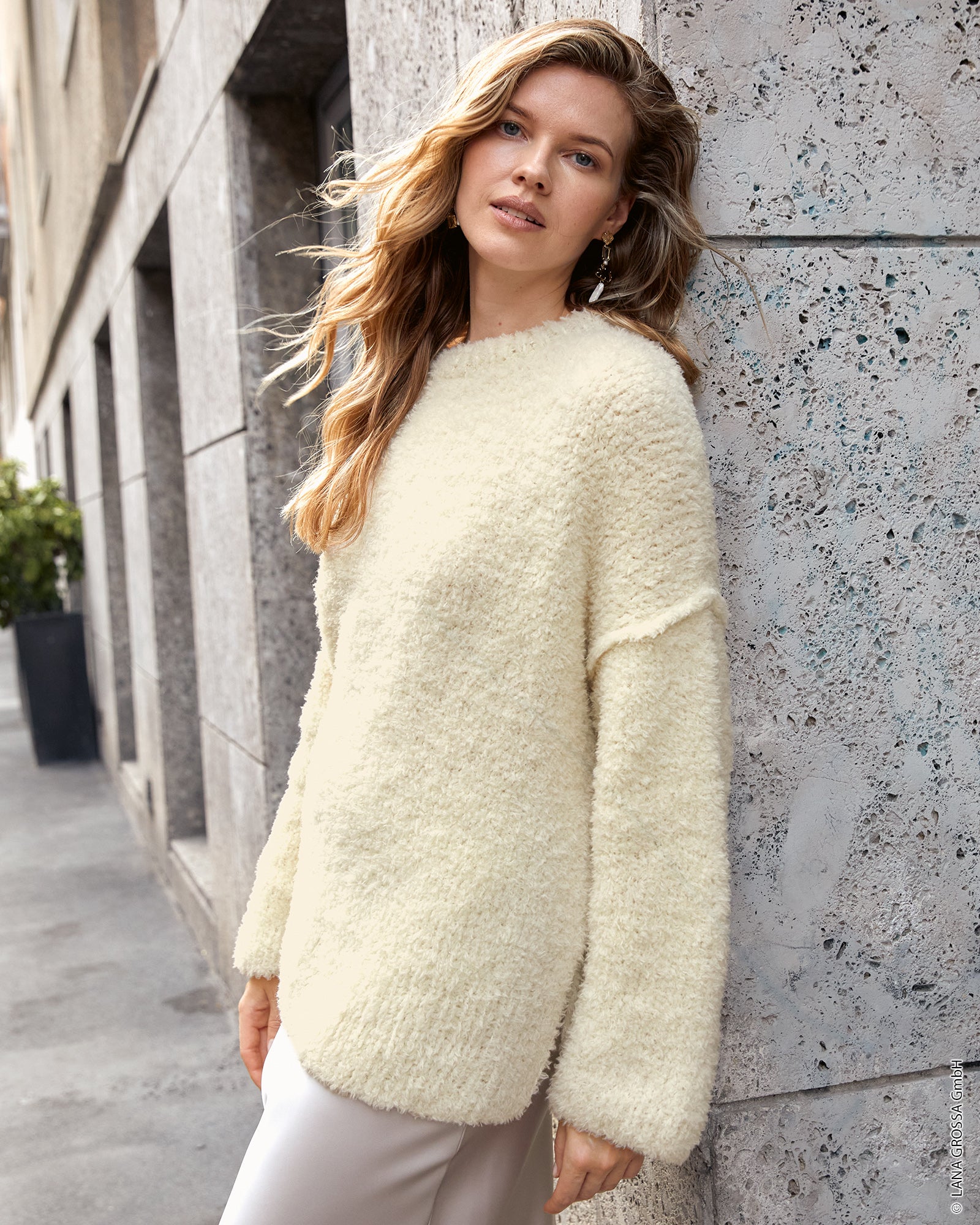 PULLOVER  · Pelliccia (Nera)